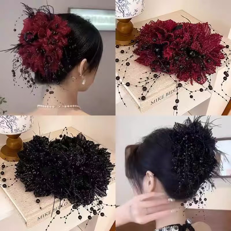 Travel Accessories For Elderly - 술이 달린 다재다능한 반짝이는 상어 클립,