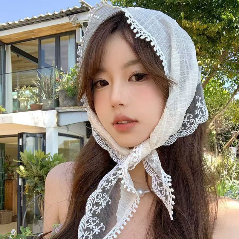 프렌치 시크 앨리스 화이트 레이스 트라이앵글 헤어 랩  - Travel Accessories For Elderly 리뷰 및 가격